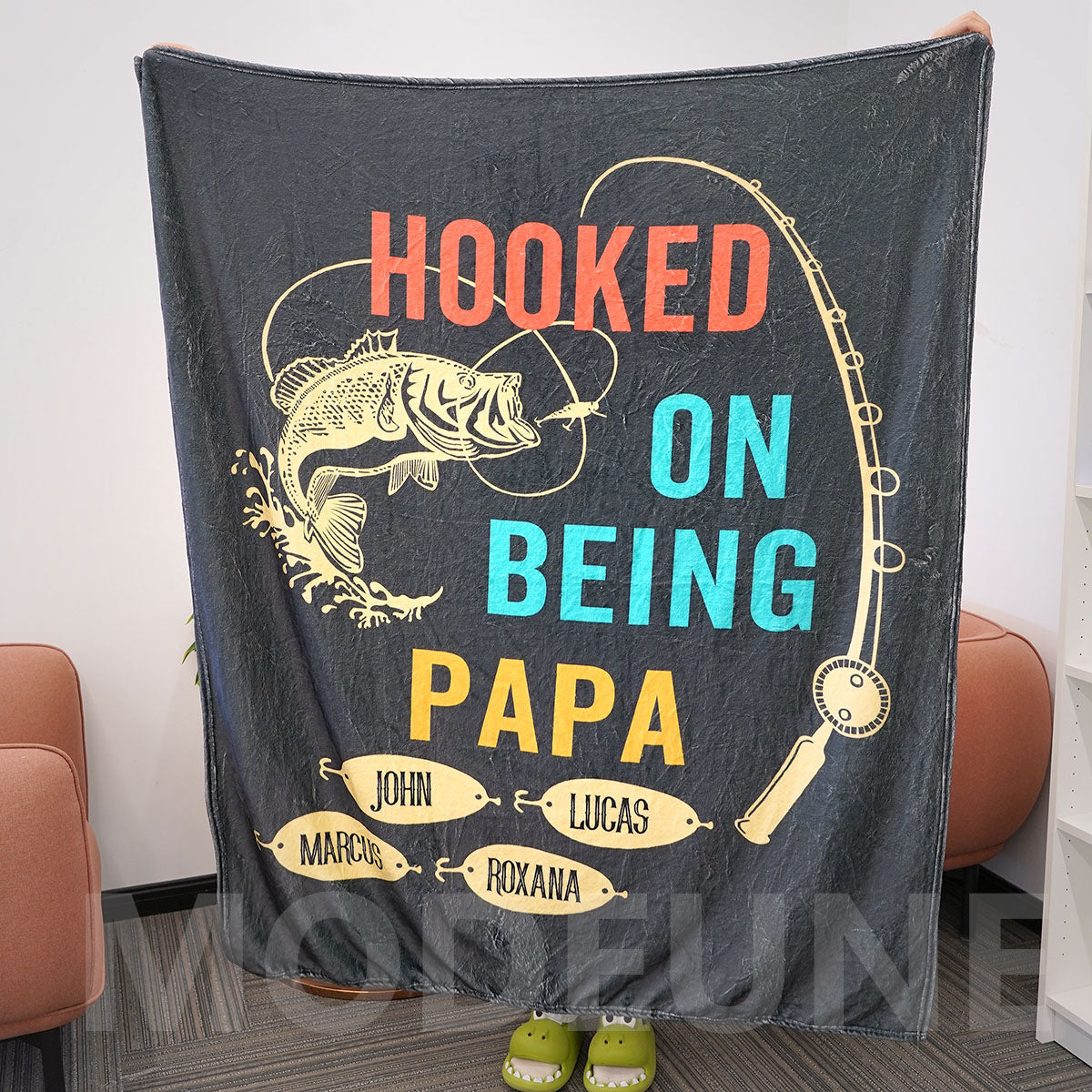 👨HOOKED ON BEING Customized Blanket